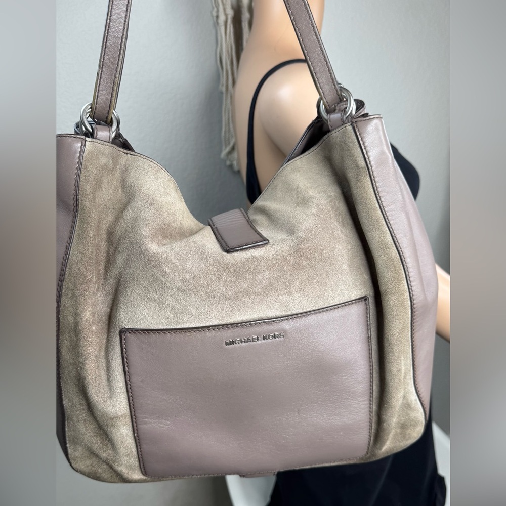 Michael Kors Medium Bucket Tote‎ Taupe Suede & Leather Hobo Shoulder Bag - Picture 5 of 9